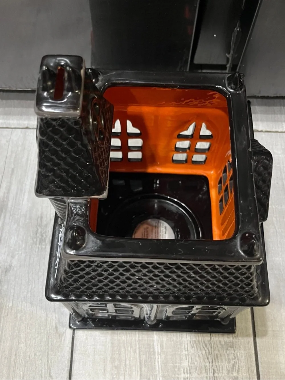 Bath & Body Works Haunted Halloween House Candle Holder 2010 Slatkin & Co